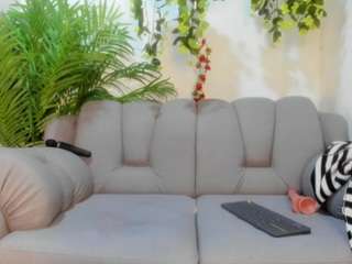 megan-hally Live Webcam on CamSoda