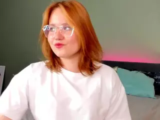 milly-shy's Live Sex Cam Show