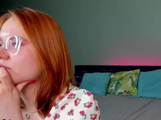 milly-shy's Live Sex Cam Show