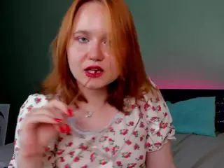 milly-shy's Live Sex Cam Show