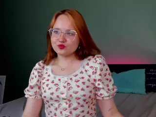 milly-shy's Live Sex Cam Show