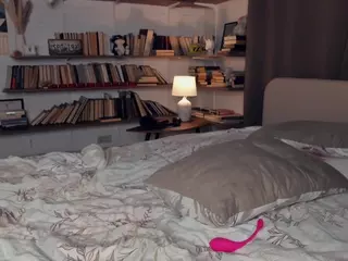 OctaviaFaux's Live Sex Cam Show