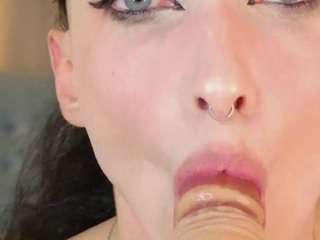  queenxofxtease chat room
