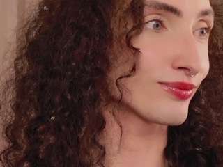 Check out Queenxofxtease's hot live production for mesmerizing wildness queenxofxtease from CamSoda