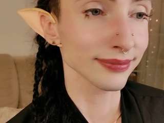 queenxofxtease's CamSoda show and profile