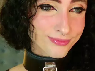 Queenxofxtease's Live Sex Cam Show