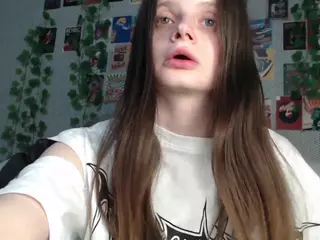 Effie18's Live Sex Cam Show