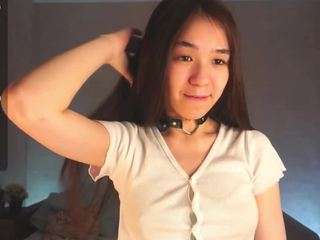 fannyades, female webcam model,  years old, on live webcam