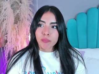 lovelyeyess Live Webcam on CamSoda