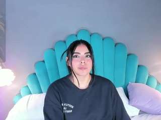 lovelyeyess Live Webcam on CamSoda