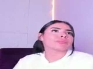 lovelyeyess camsoda