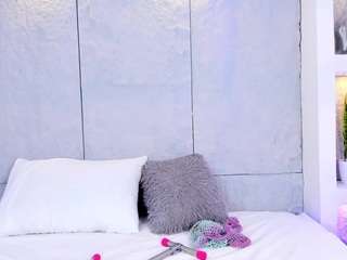 lovelyeyess Profile Image