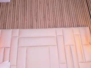 lovelyeyess Live Webcam on CamSoda