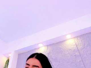 lovelyeyess