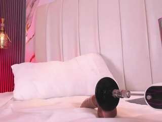 lovelyeyess live webcam show
