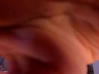이 모델은 현재 라이브 중입니다. maddyowens1