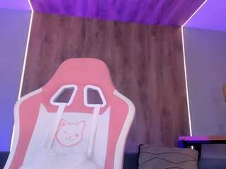 Maddy Owens live webcam show