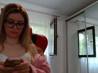 mayaerikaaa Live Webcam on CamSoda