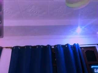 nahomy-ryans webcam