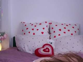 noreenbeverley's CamSoda show and profile