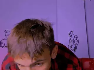 tobi-yours's Live Sex Cam Show