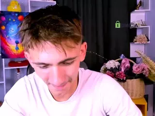 tobi-yours's Live Sex Cam Show