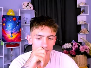 tobi-yours's Live Sex Cam Show