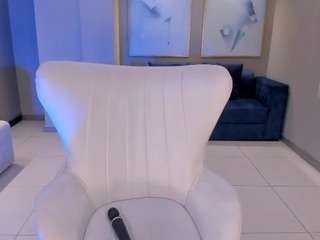  zoearmstrong chat room
