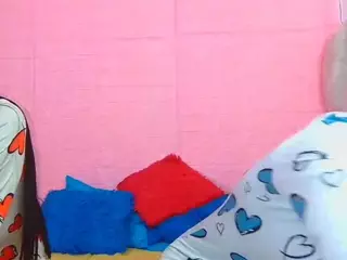 Antonella and my sexy friends's Live Sex Cam Show