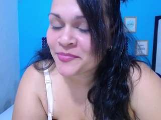 bigtitss-milf