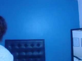 bigtitss-milf