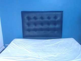 bigtitss-milf webcam model