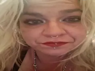 bunnyb831138's Live Sex Cam Show
