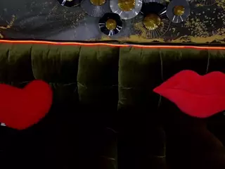 CrystallPaws's Live Sex Cam Show