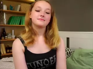 DevonaHarn's Live Sex Cam Show