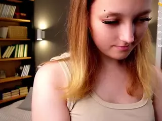 DevonaHarn's Live Sex Cam Show