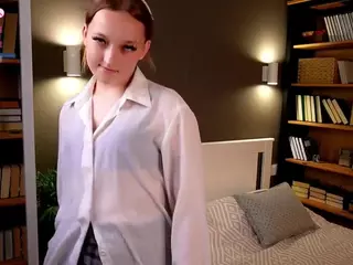 DevonaHarn's Live Sex Cam Show