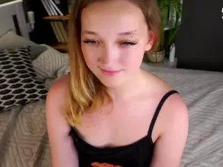 DevonaHarn's Live Sex Cam Show