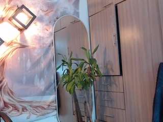 dulcesky12 Live Webcam on CamSoda