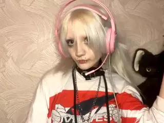 EdithaFort's Live Sex Cam Show