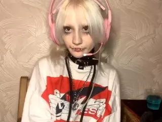 EdithaFort's Live Sex Cam Show
