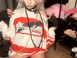 EdithaFort's Live Sex Cam Show