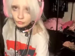 EdithaFort's Live Sex Cam Show