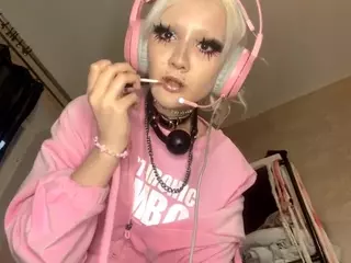 EdithaFort's Live Sex Cam Show