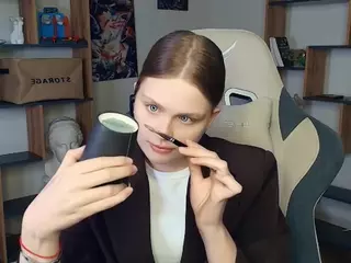 ErlinaCruise's Live Sex Cam Show