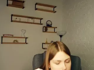 ErlinaCruise's Live Sex Cam Show