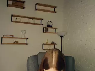 ErlinaCruise's Live Sex Cam Show