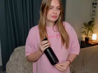 ErlinaCruise's Live Sex Cam Show