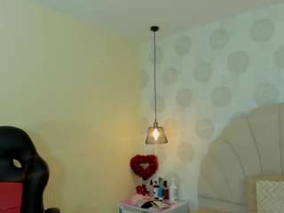 GIANAMILLER6 live cam preview