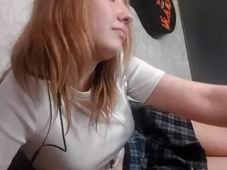 Mila's Live Sex Cam Show